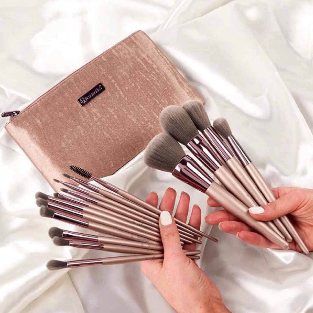 Lavish Elegance 15 Piece Brush Set by Bh Cosmetics | Shopee Singapore